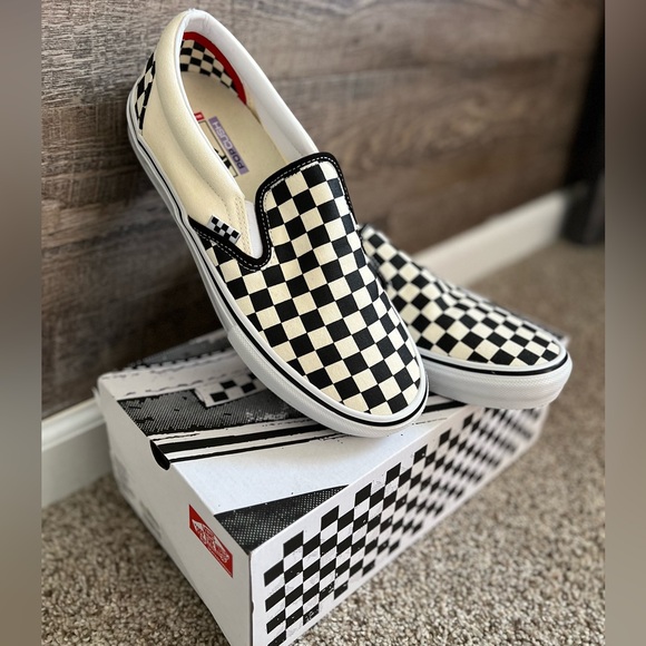 Vans Other - ❗️SOLD❗️Vans men shoes Classic Slip-On Checkerboard Sneakers size 10 like new